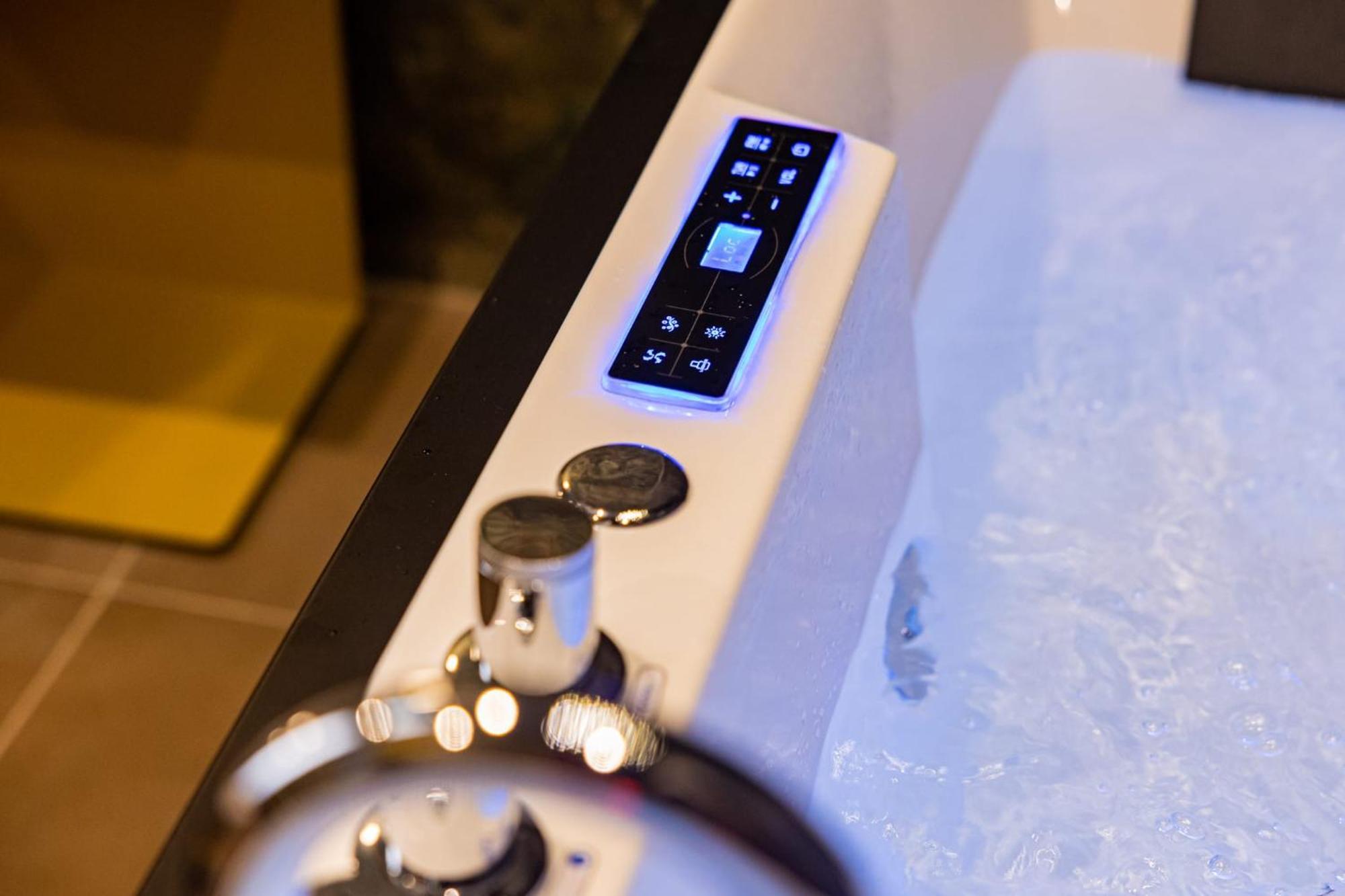 Gold Boutique Suite & Spa パレルモ エクステリア 写真