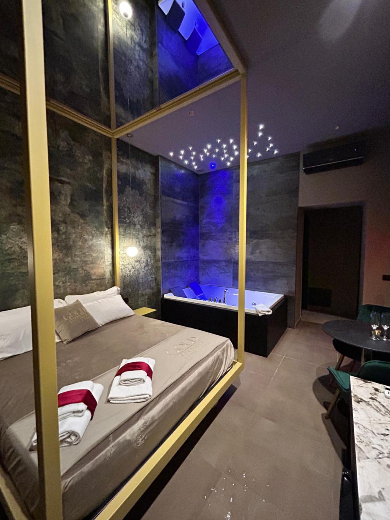 Gold Boutique Suite & Spa パレルモ エクステリア 写真