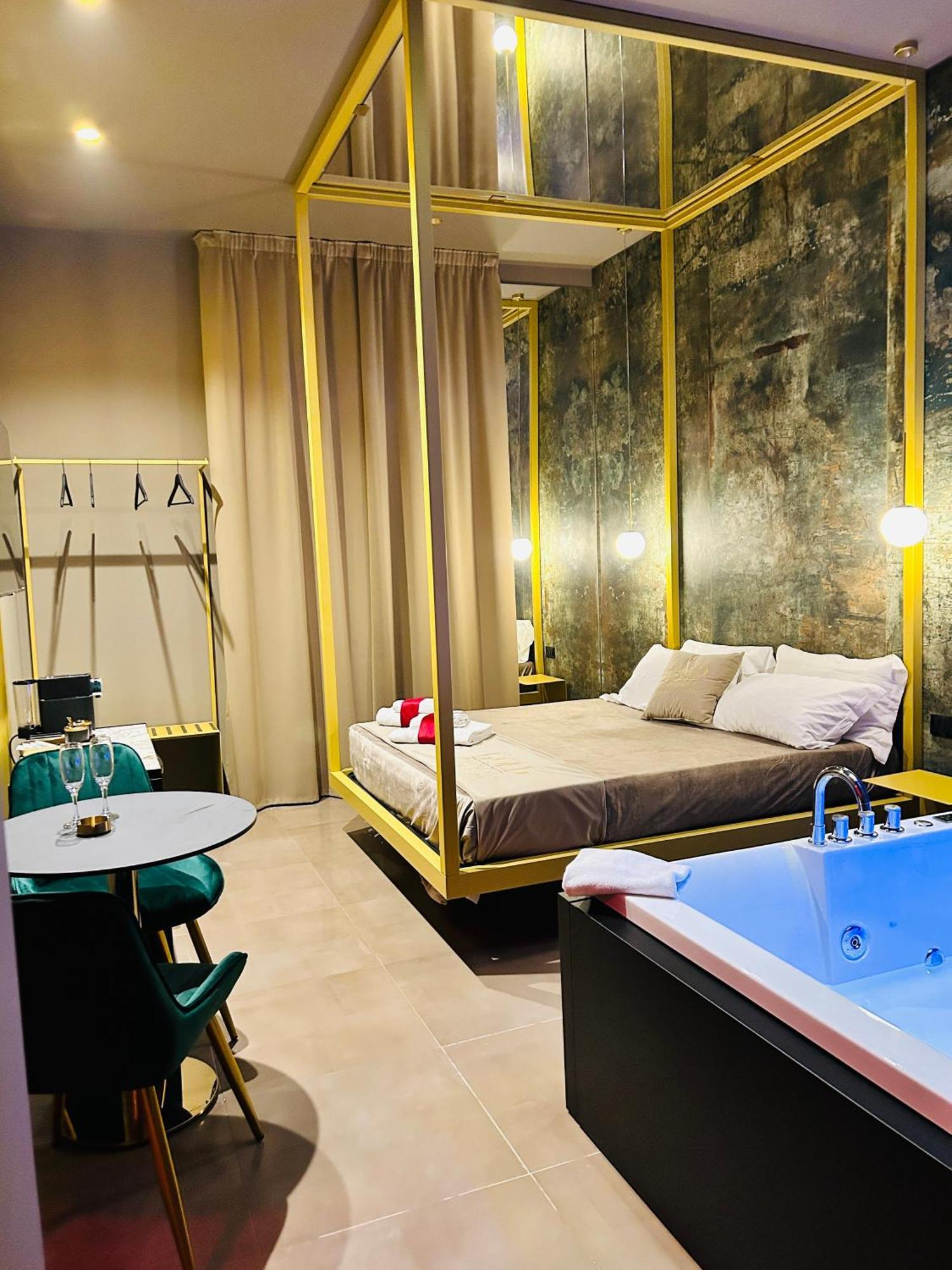 Gold Boutique Suite & Spa パレルモ エクステリア 写真
