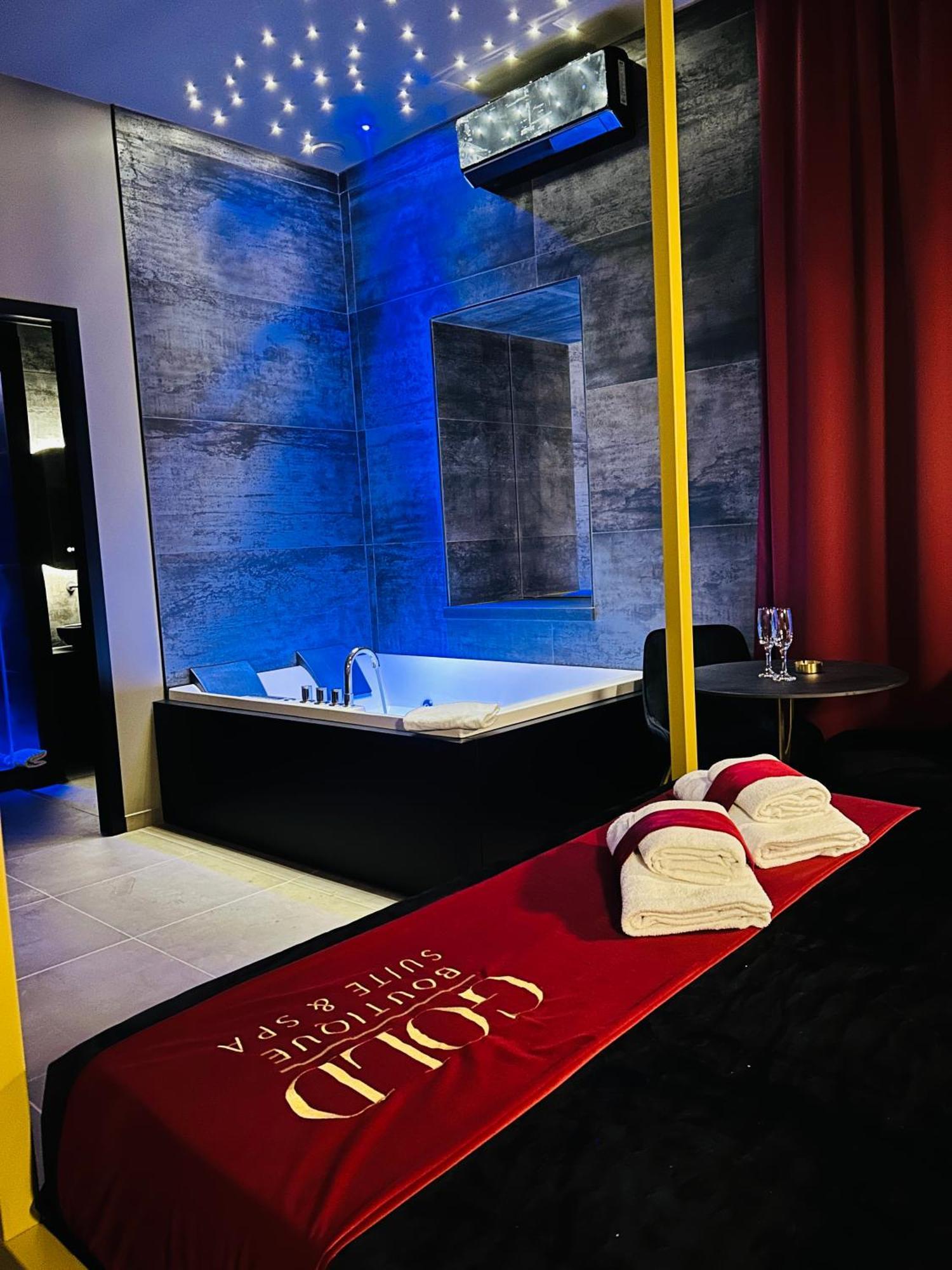 Gold Boutique Suite & Spa パレルモ エクステリア 写真