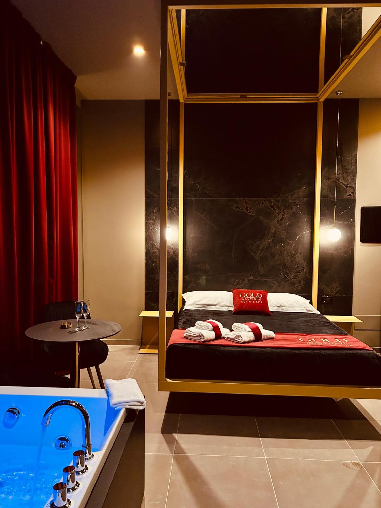 Gold Boutique Suite & Spa パレルモ エクステリア 写真